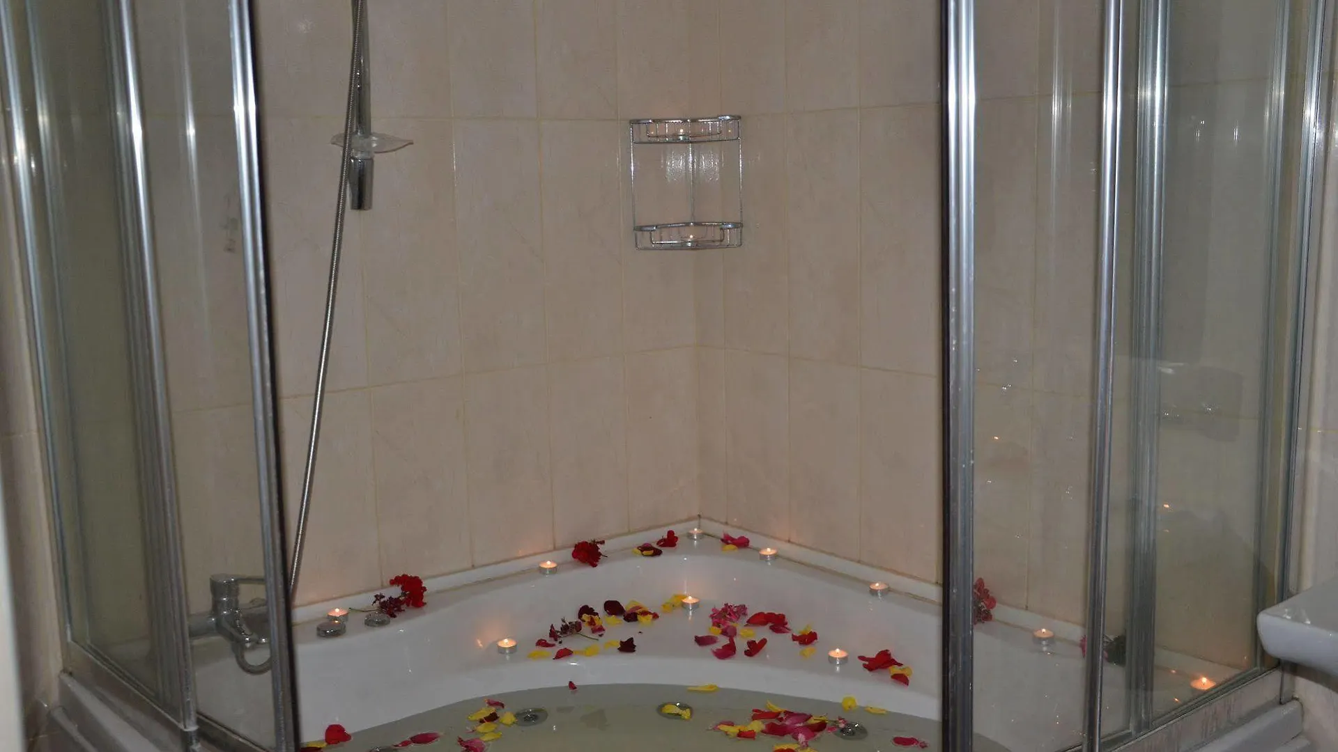Parlamenter Hotel Ankara