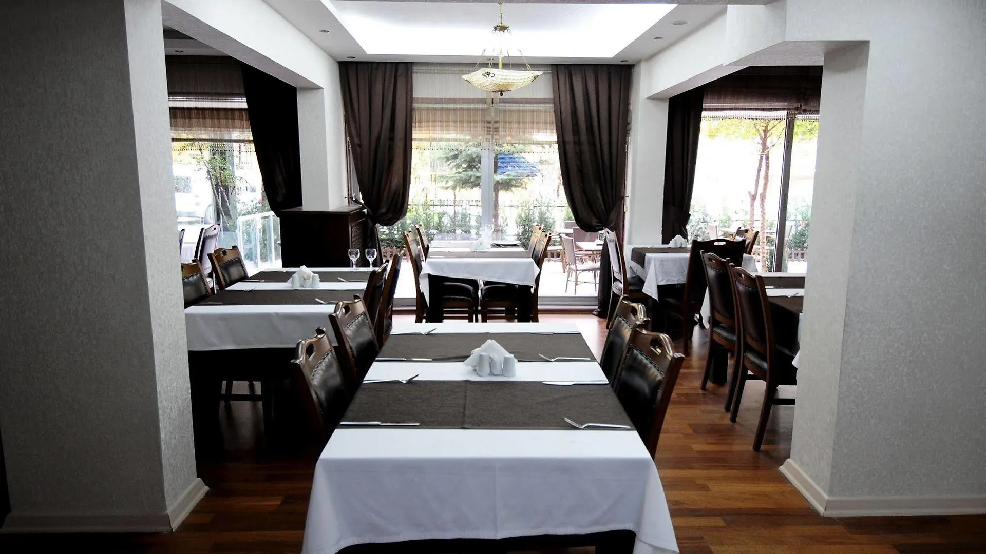 Parlamenter Hotel Ankara